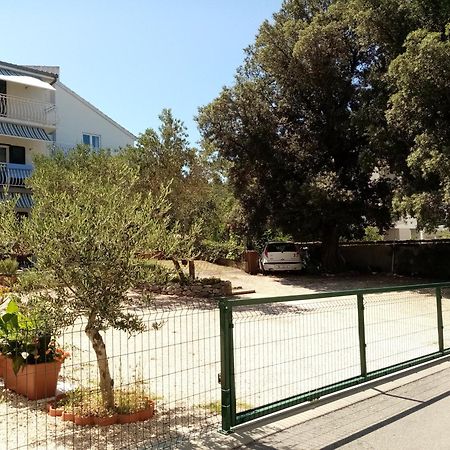 Tihana-Ground Floor With Large Terrace Makarska Bagian luar foto