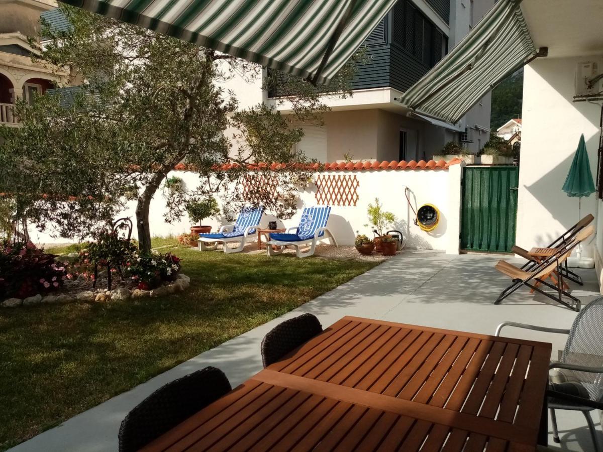 Tihana-Ground Floor With Large Terrace Makarska Bagian luar foto